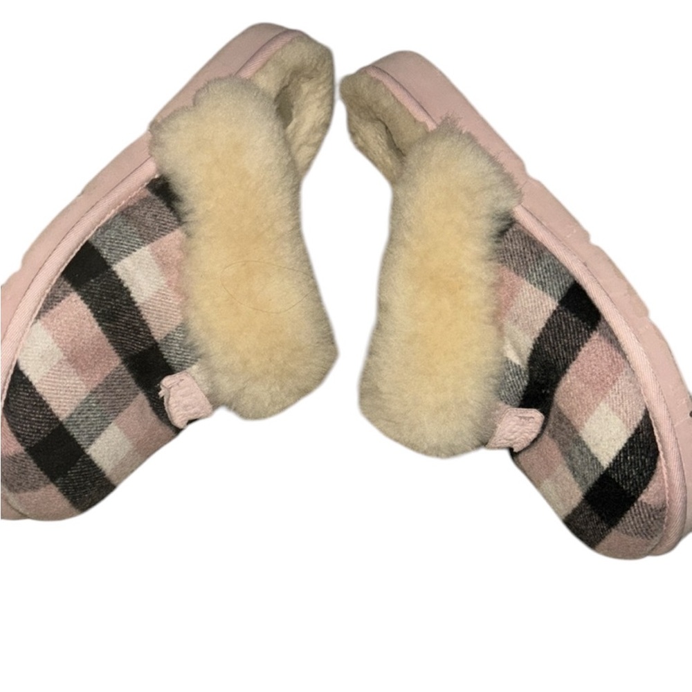 UGG pink plaid flannel slippers size 10 - Picture 4 of 8